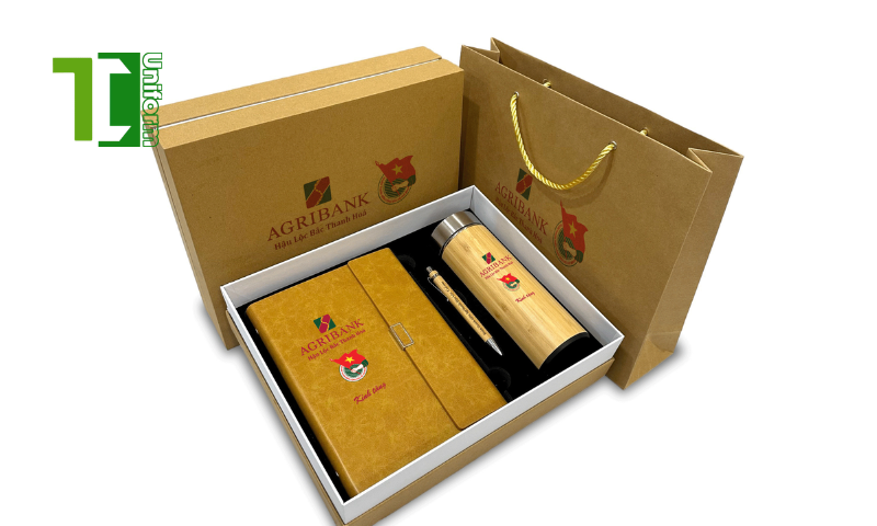 Công Ty May Đồng Phục Thành Công | Quà tặng doanh nghiệp nên chọn gì? Gợi ý sản phẩm phù hợp và dễ in logo thương hiệu Quà tặng doanh nghiệp