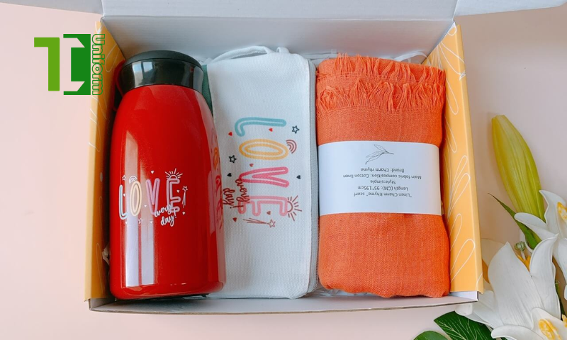 Công Ty May Đồng Phục Thành Công | Quà tặng doanh nghiệp nên chọn gì? Gợi ý sản phẩm phù hợp và dễ in logo thương hiệu Quà tặng doanh nghiệp